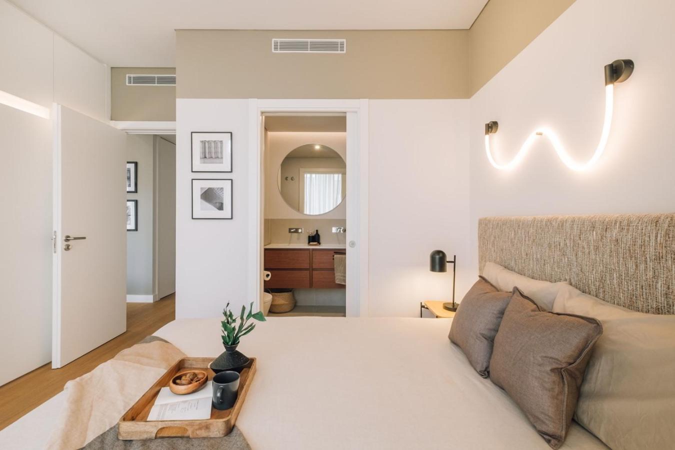 Carvalhal - 2 Bedrooms And Pool In Avenidas Novas *