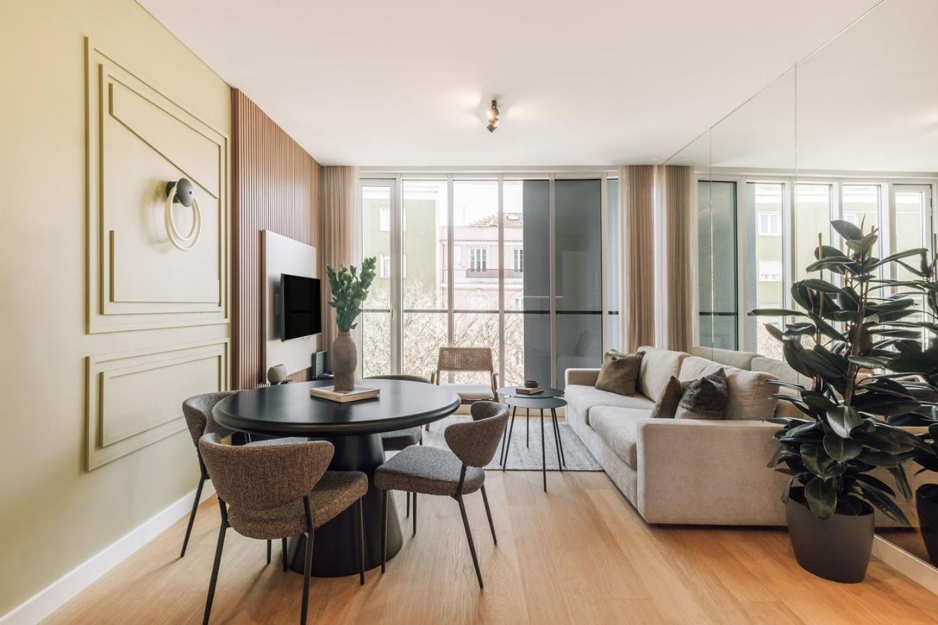 Apartment Carvalhal - 2 Bedrooms And Pool In Avenidas Novas